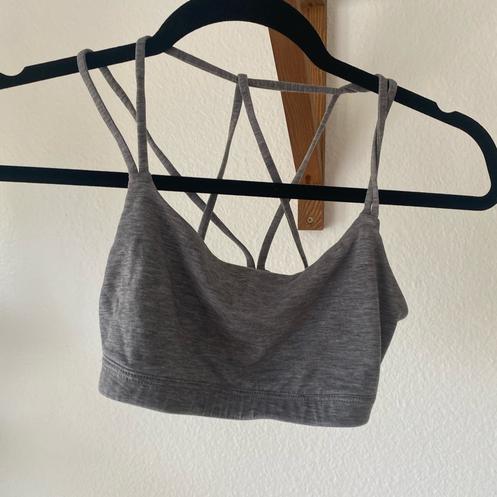 Gap fit low impact strappy back bra